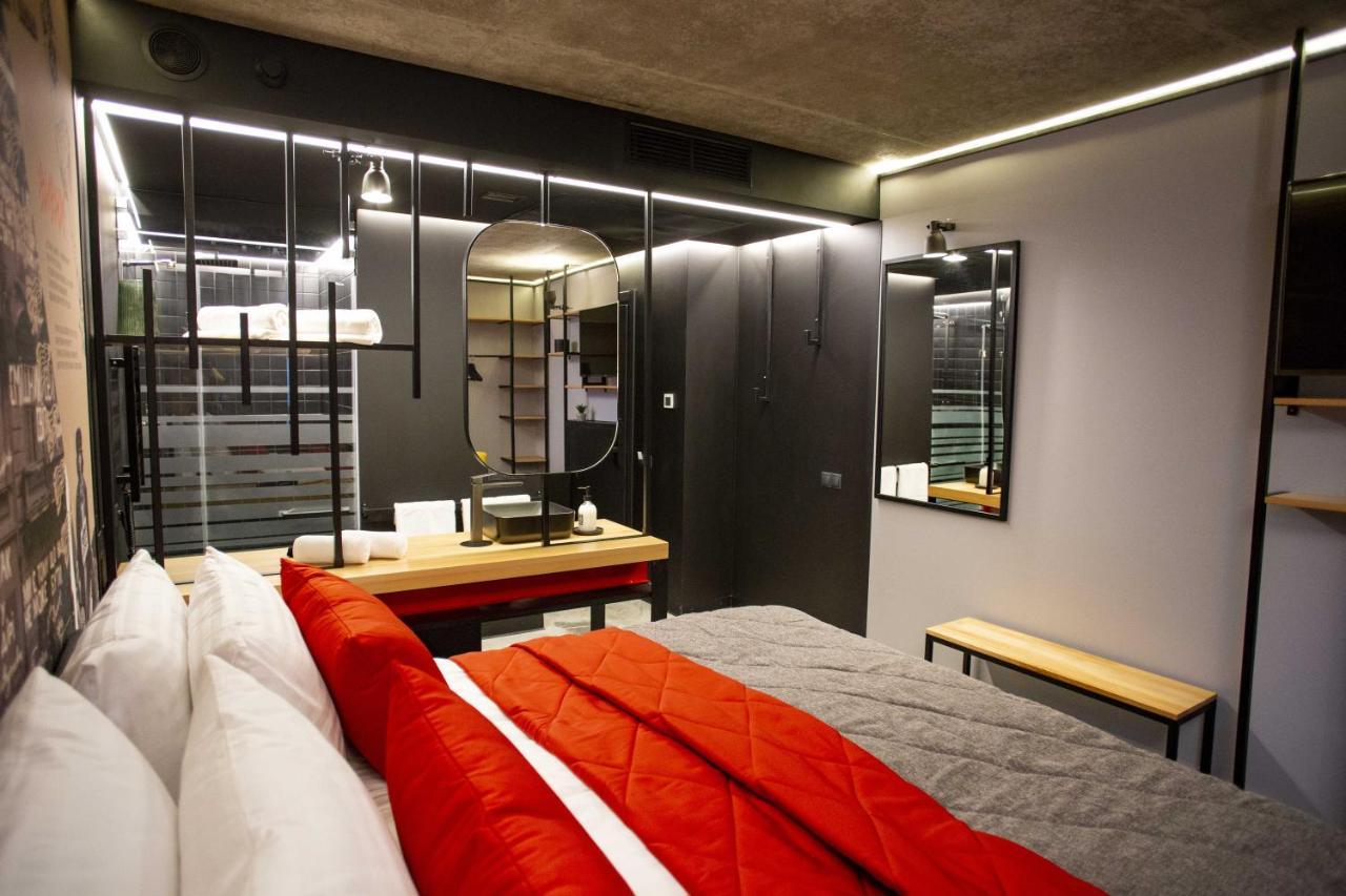!Fest Hotel Lviv Bagian luar foto