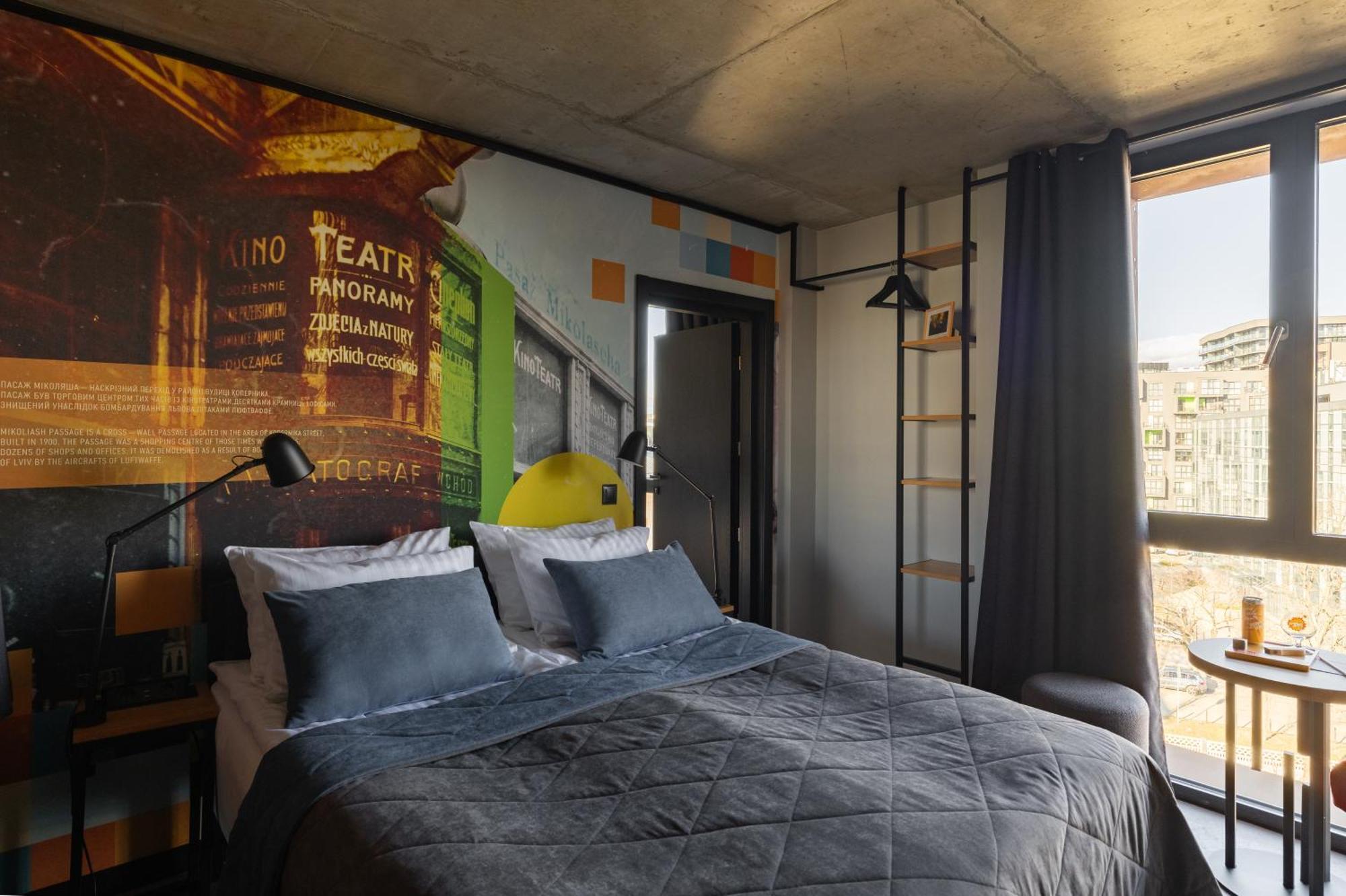 !Fest Hotel Lviv Bagian luar foto