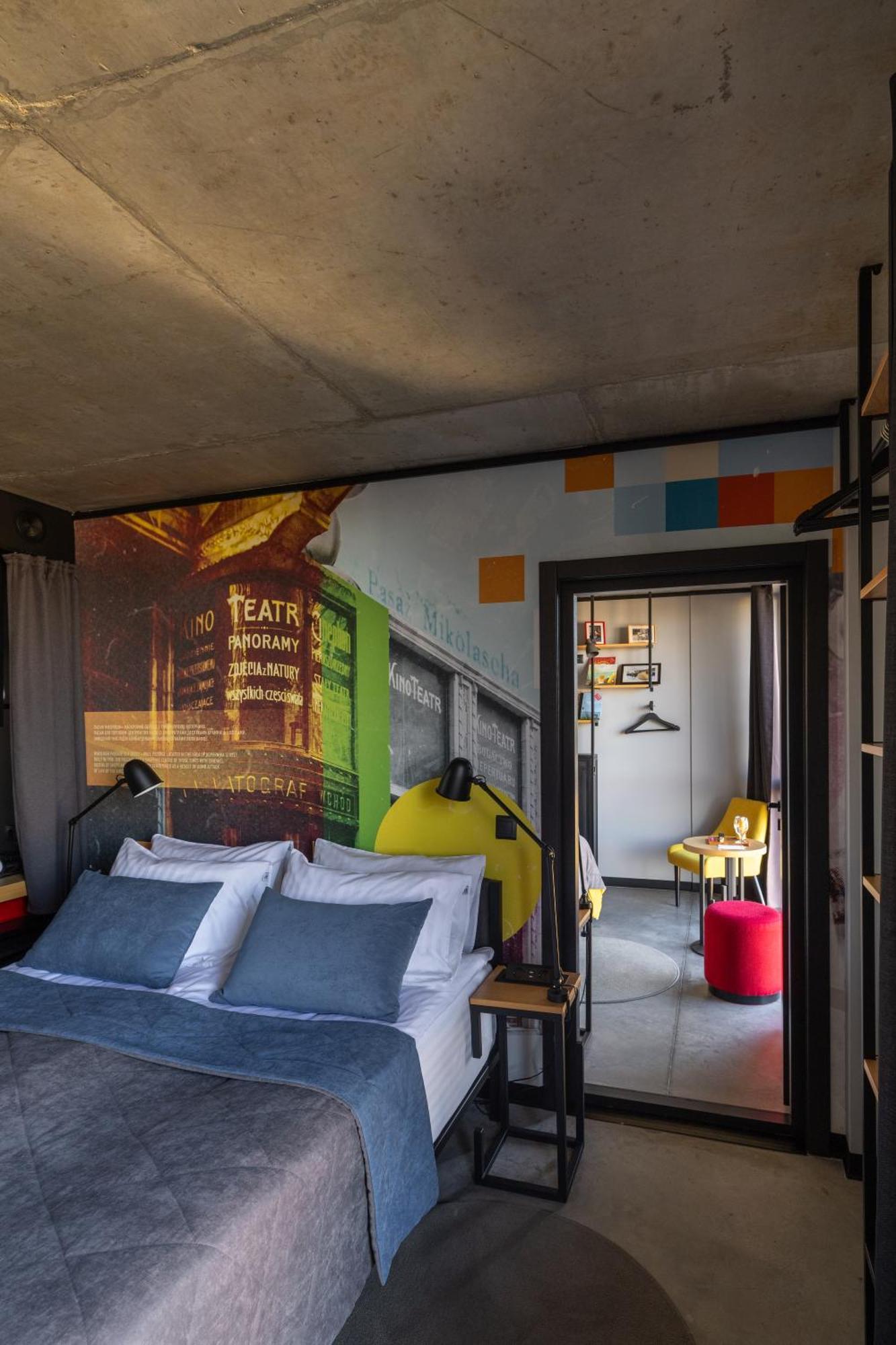 !Fest Hotel Lviv Bagian luar foto